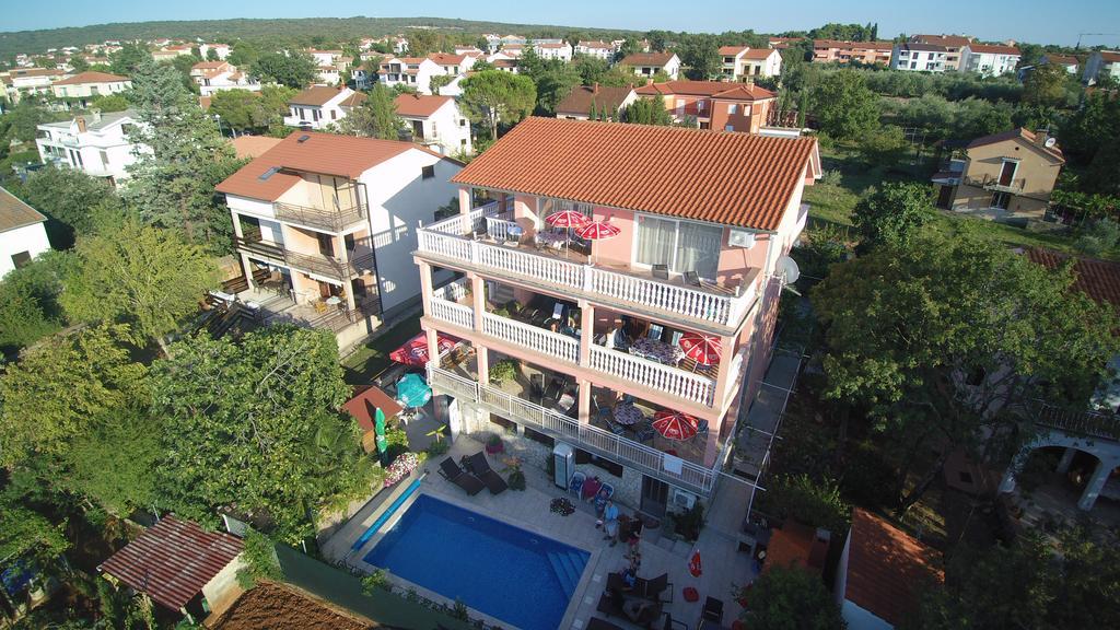 Villa Dijana Malinska Buitenkant foto