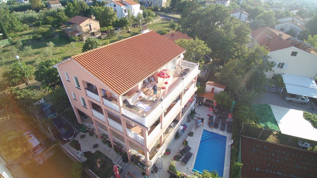 Villa Dijana Malinska Buitenkant foto
